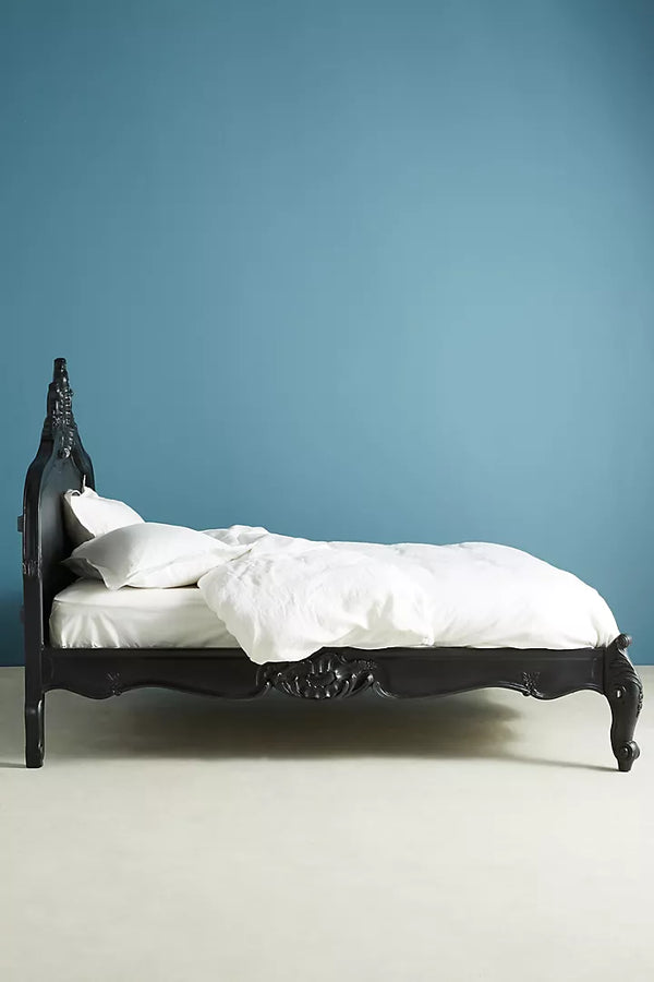 Colonial Solid Wood Carved Bed in Black Finish