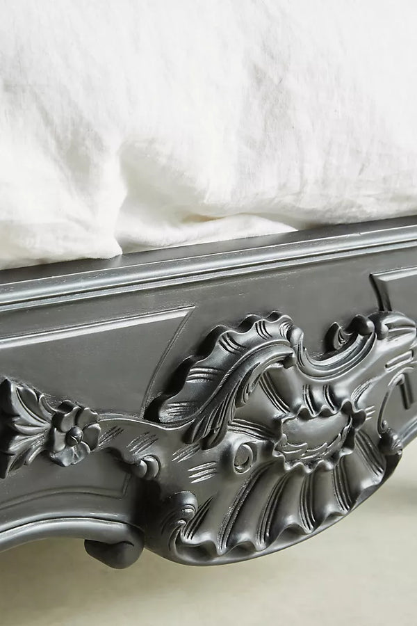 Colonial Solid Wood Carved Bed in Black Finish