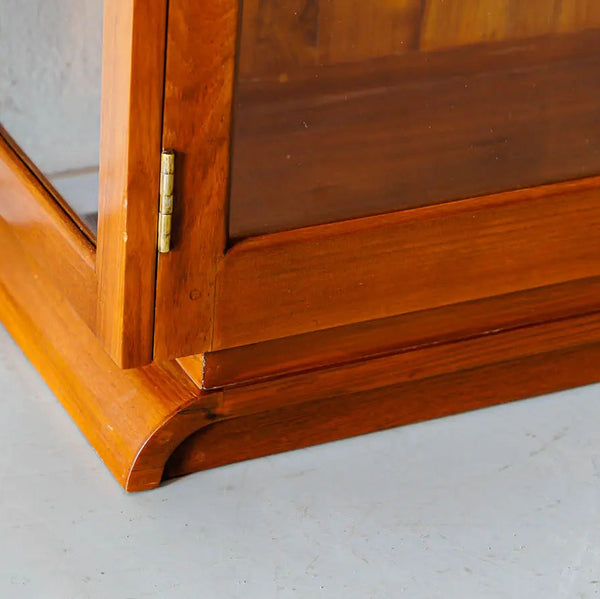 Toronto Canada Display Unit