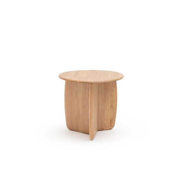 Weipa Oak Wood Round End Table