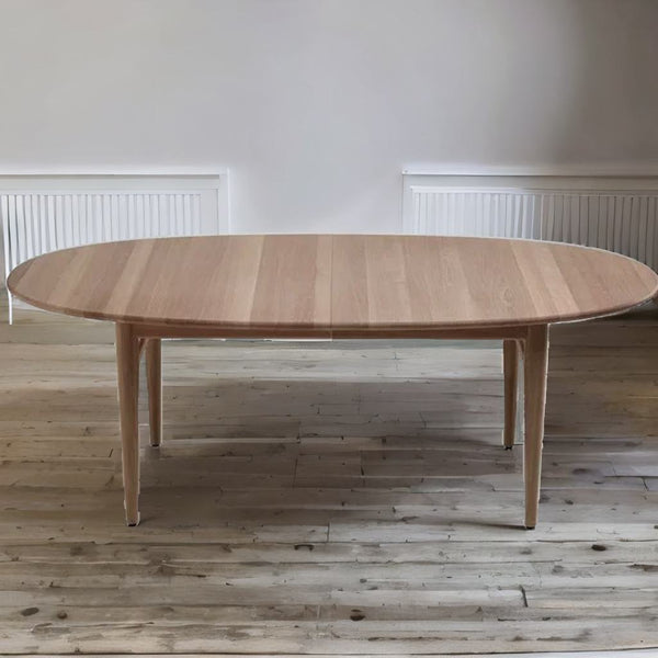 Classic Solid Wood Oval Dining Table- Natural Finish