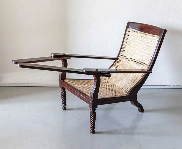 Traditional Classic Rattan Armchair with Cane