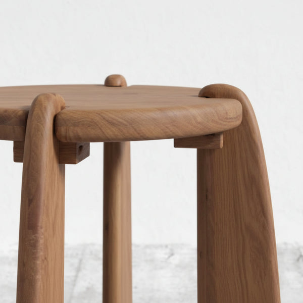 Cusco Acacia Wood Round End Table