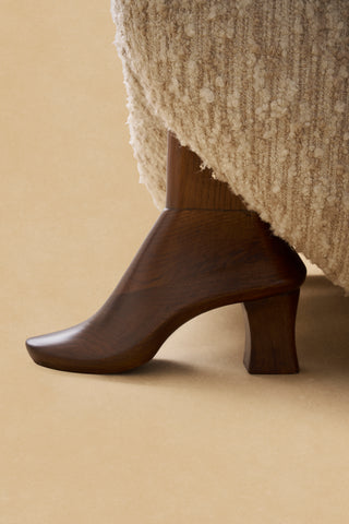 Heritage Oak Lounge Arm Chair