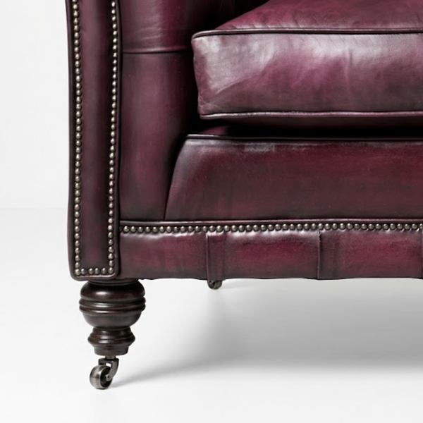 Schaan Classic Comfort - Chesterfield Leather Sofa