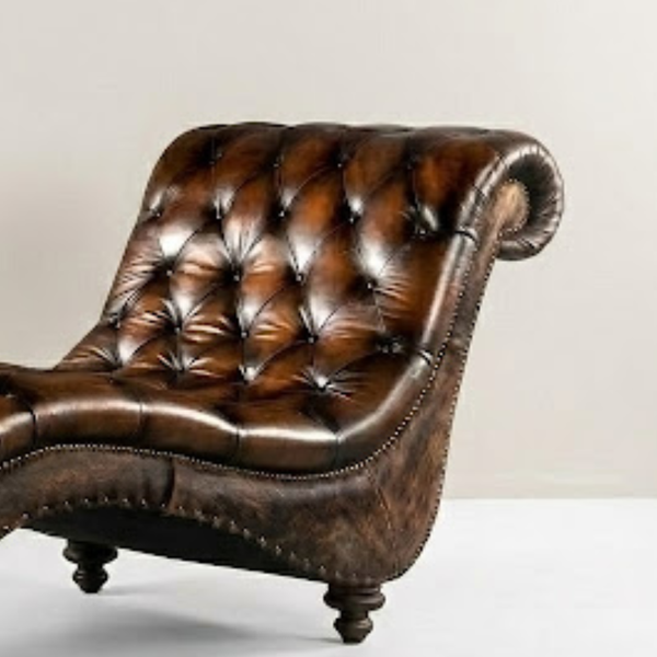 Viacha Tufted Leather Day Bed